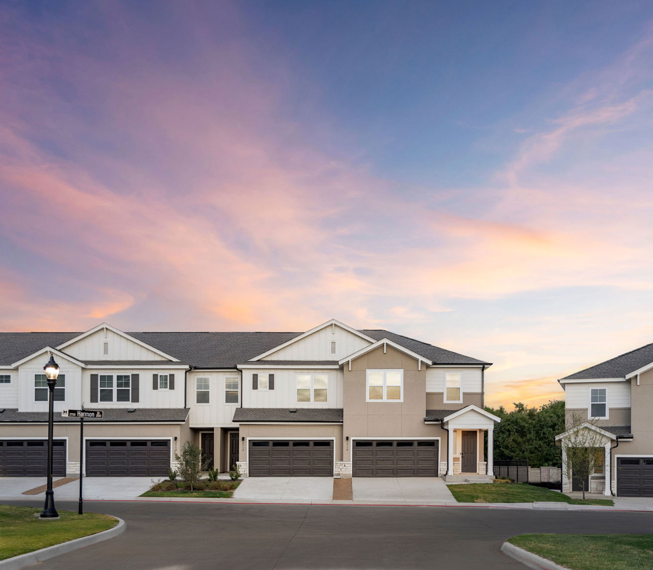 What makes HARMON Melissa different from apartments?
